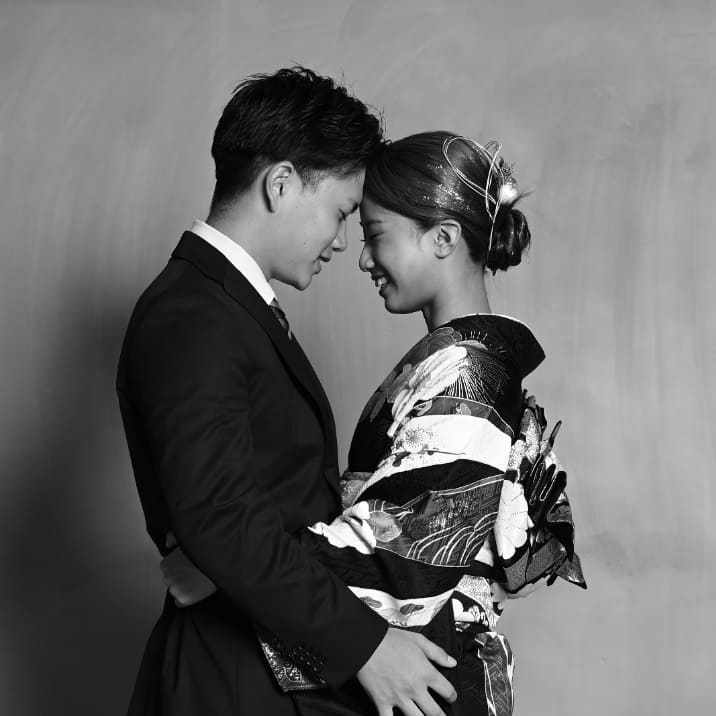 見つめ合いポーズ