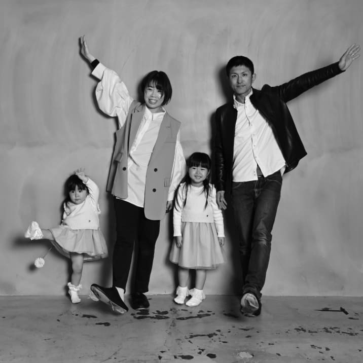 ばんざいポーズ