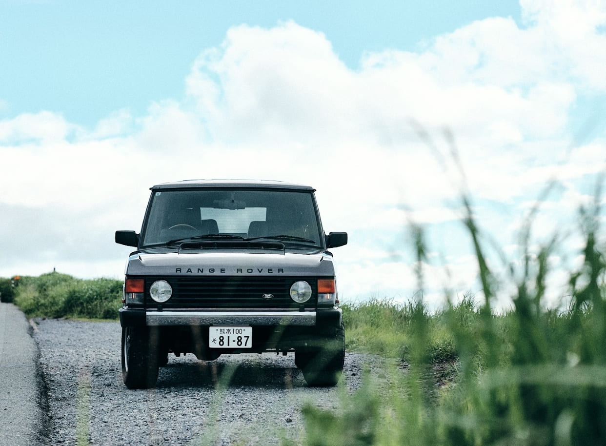 車とツーショット写真