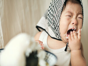 笑って、こぼして、成長を残す。熊本のC STUDIOの「おにぎりスマッシュ」フォト